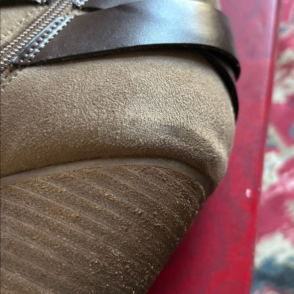 Low boots by Carlos Santana - Picture 4 of 7